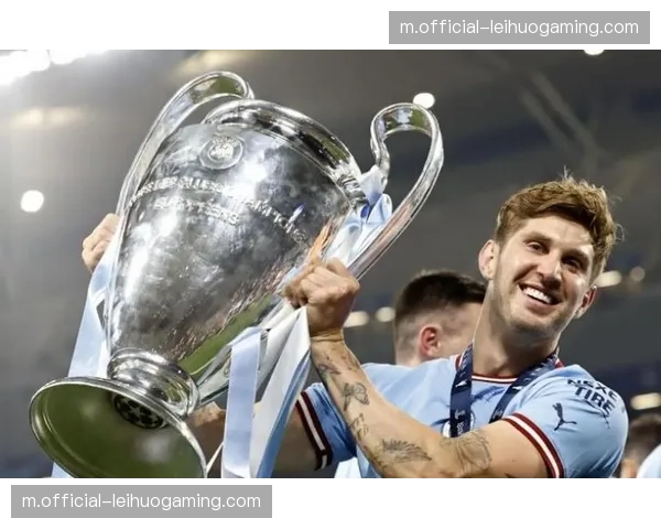 曼城斯通斯合同即将到期 埃弗顿关注但面临海外球队竞争压力